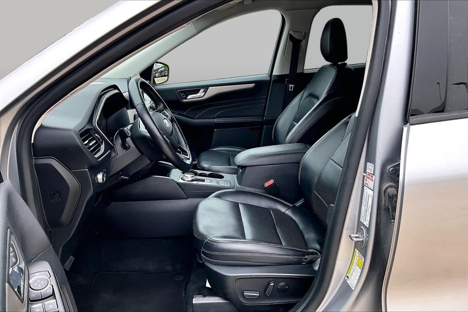 Used 2021 Iconic Silver Metallic Ford SEL image 9