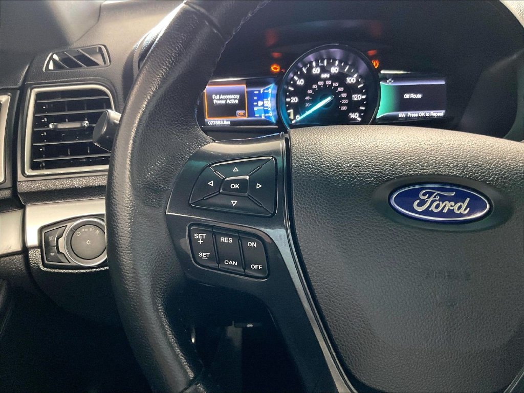 Used 2016 Gray Ford XLT image 24