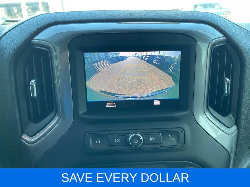 Used 2022 Black Chevrolet Custom image 9