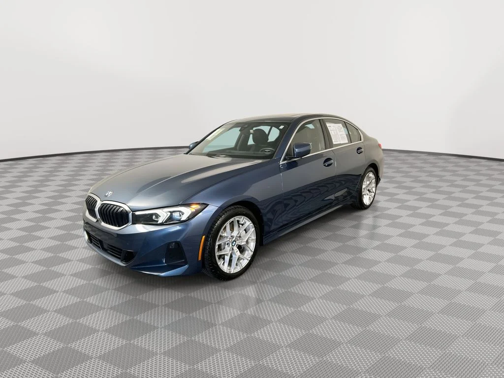 Used 2025 Blue BMW 330i image 4