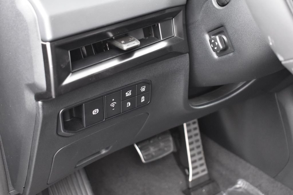 New 2027 Panthera Metal Kia X-LINE SX PRESTIGE image 8