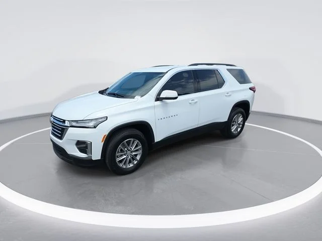 Used 2023 White Chevrolet LT image 4