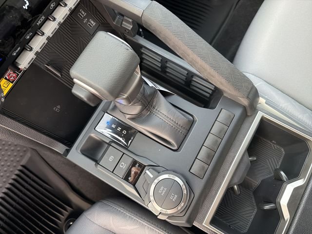 2026 Toyota Tacoma SR5 - Photo 23
