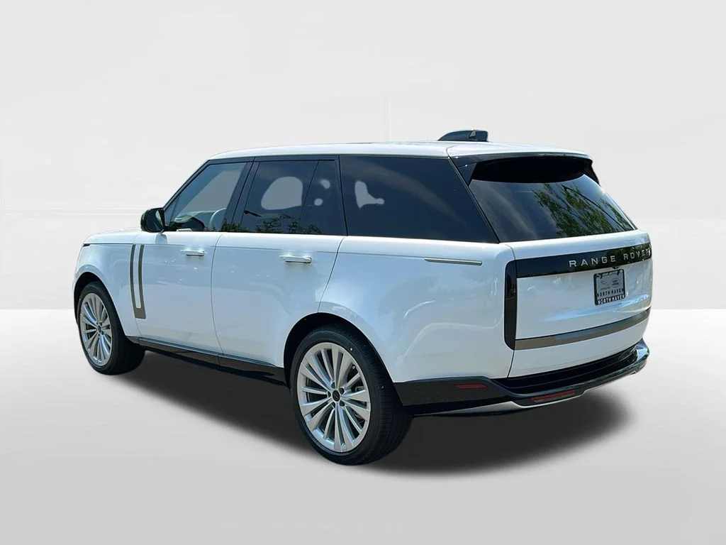 2026 Land Rover Range Rover SE - Photo 6