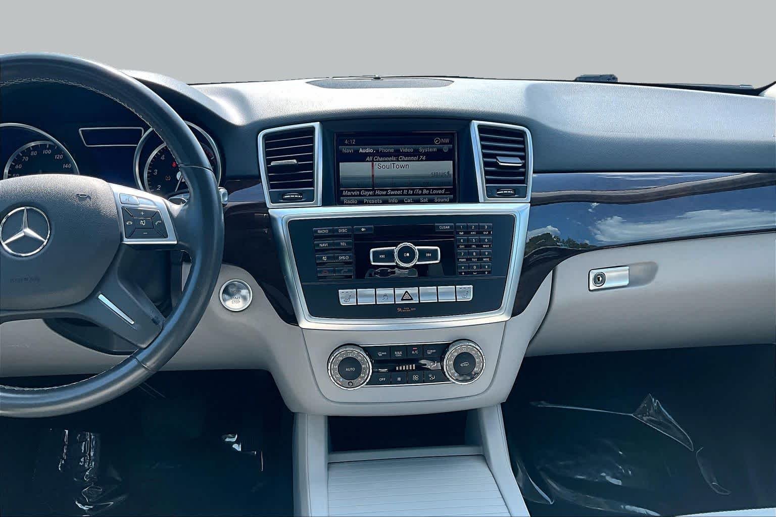 Pre-Owned 2014 Mercedes-Benz ML 350