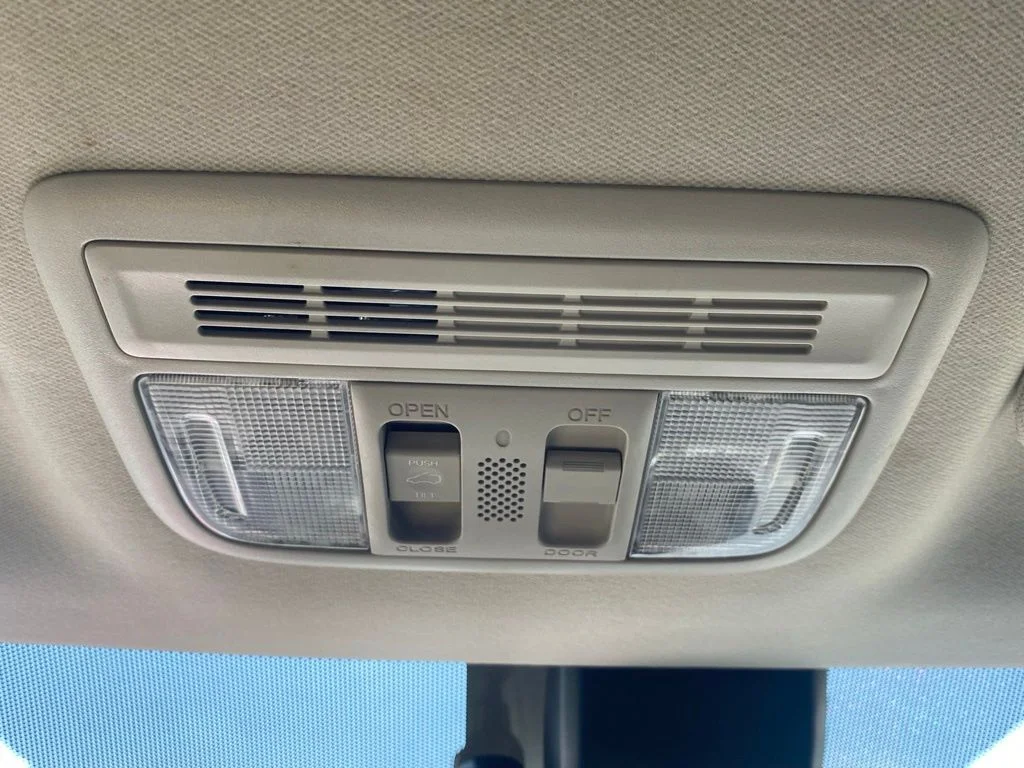 Used 2019  Honda EX image 24