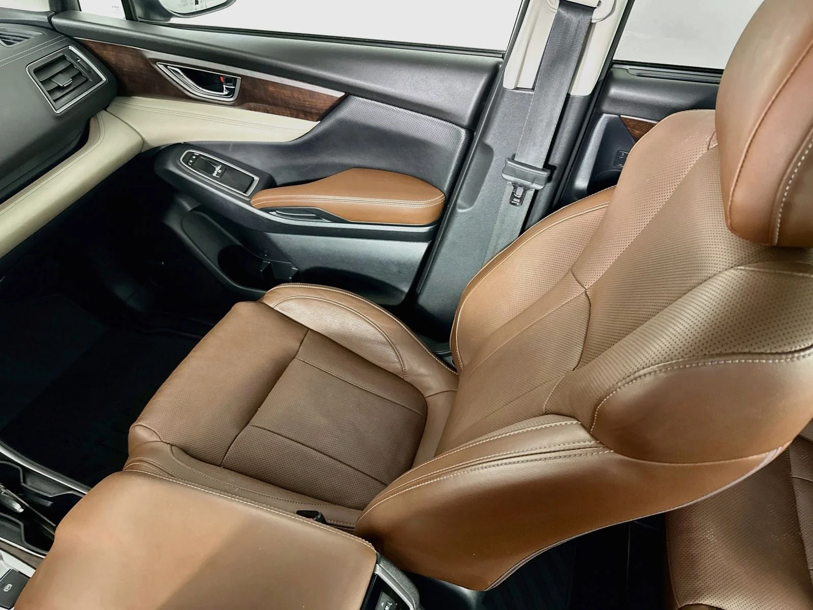 Used 2021 Magnetite Gray Metallic Subaru Touring image 26