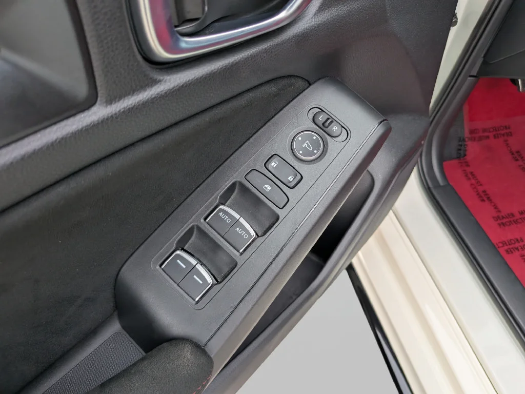 Used 2025  Honda  image 17