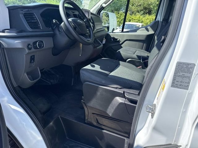 Used 2025 Oxford White Ford Base image 21