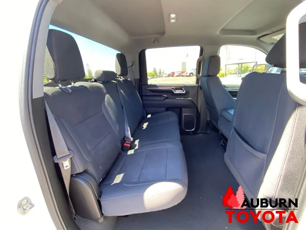 Used 2024 White Chevrolet LT image 19