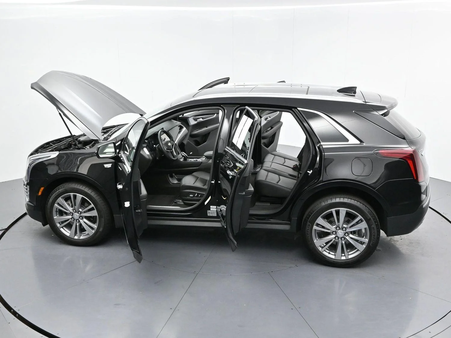 Used 2025 Stellar Black Metallic Cadillac Premium Luxury image 43