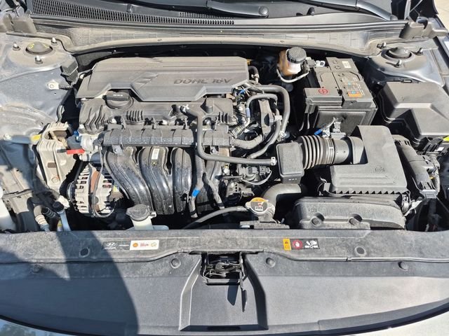 Used 2024 Gray Hyundai SEL image 31
