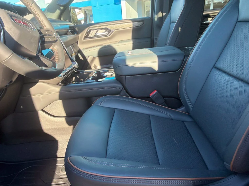 New 2026 Onyx Black GMC AT4 image 24