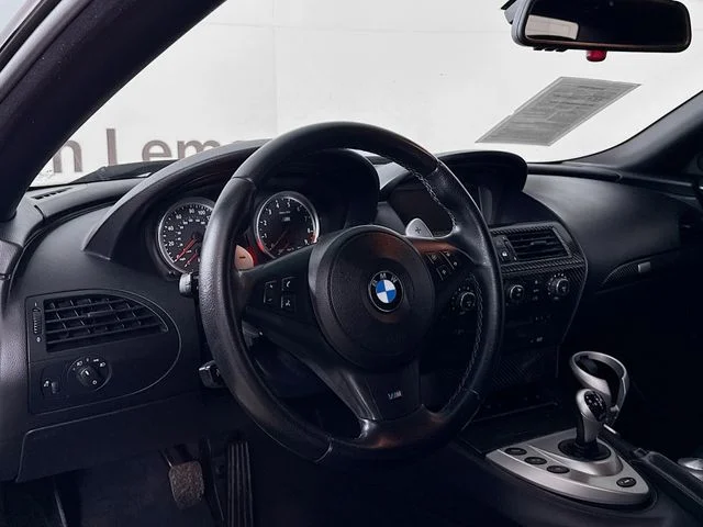 Used 2007  BMW Convertible image 17