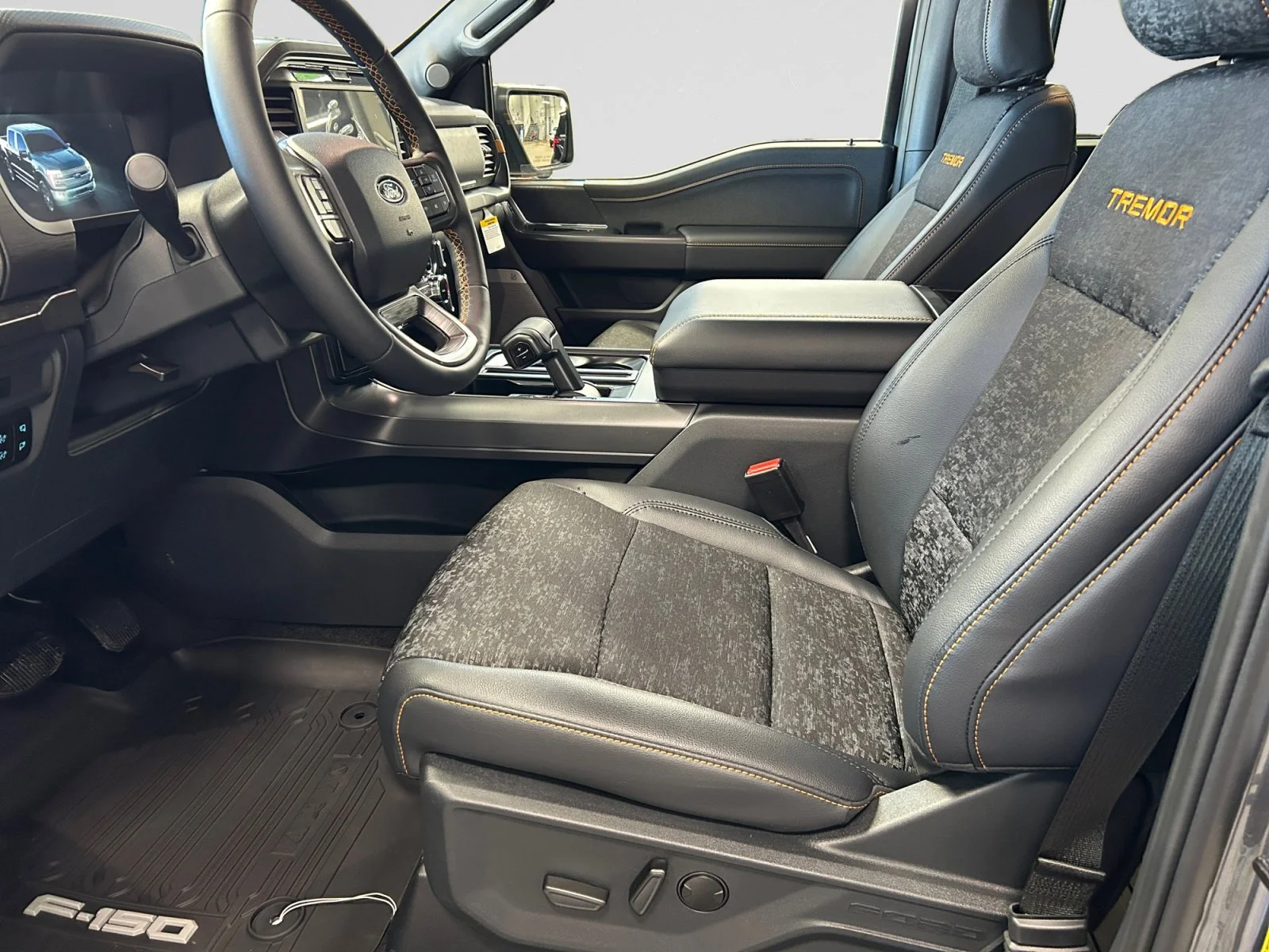 New 2026 Carbonized Grey Metallic Ford Tremor image 13