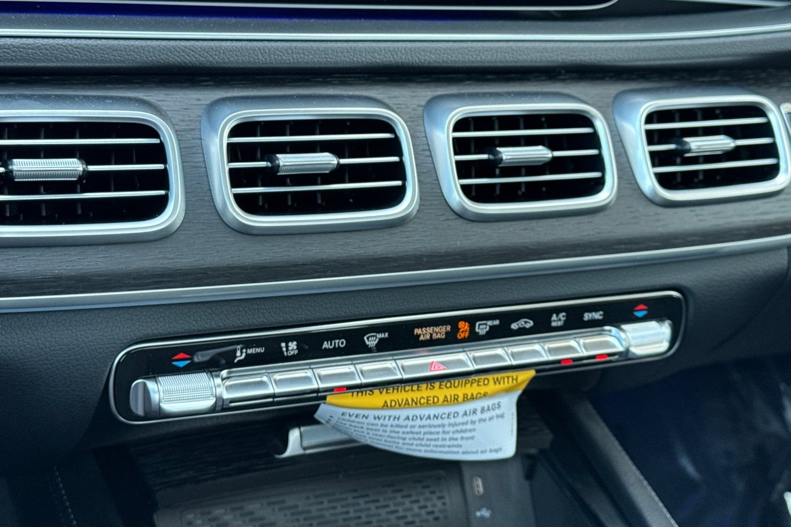 New 2026 MANUFAKTUR Alpine Grey Mercedes-Benz GLE 450 image 21
