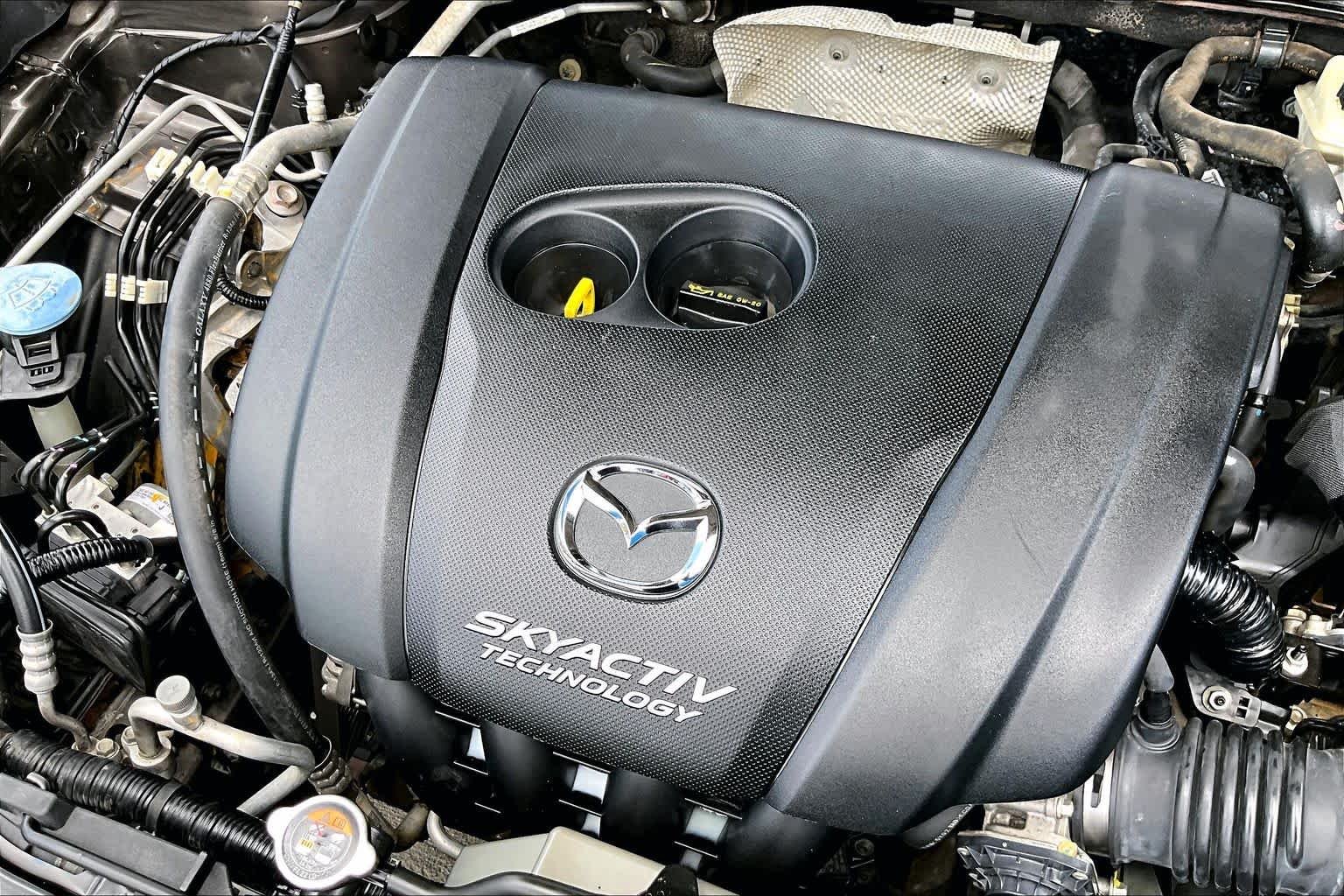 Used 2016 Titanium Flash Mica Mazda i Sport image 32