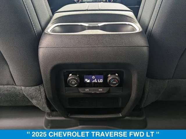 2025 Chevrolet Traverse LT - Photo 11