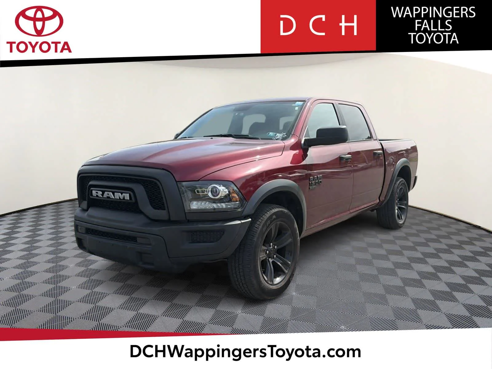 2024 RAM 1500 Classic Warlock 4x4 Crew Cab 5'7's photo