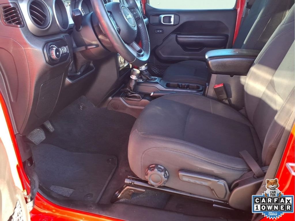 Used 2018 Red Jeep Unlimited Sport S image 18