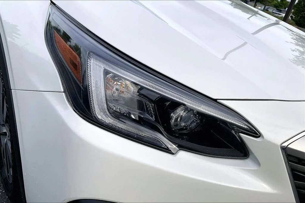 Used 2022 White Subaru Premium image 33