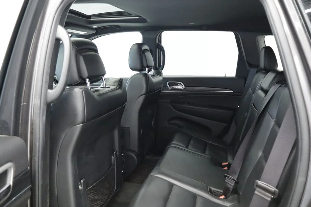 Certified Used 2020 Gray Jeep Limited image 25