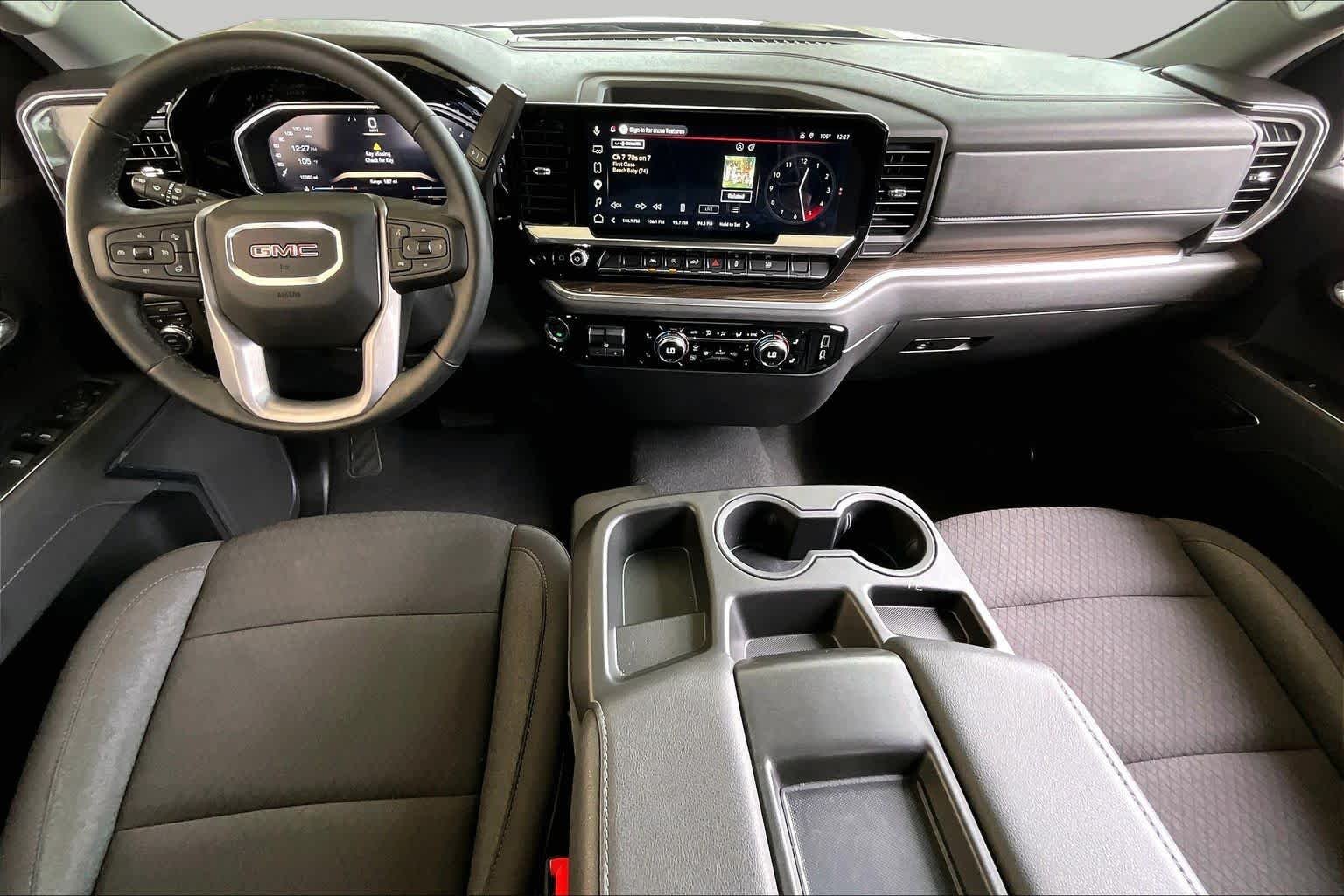 Used 2026 Sterling Metallic GMC Elevation image 14