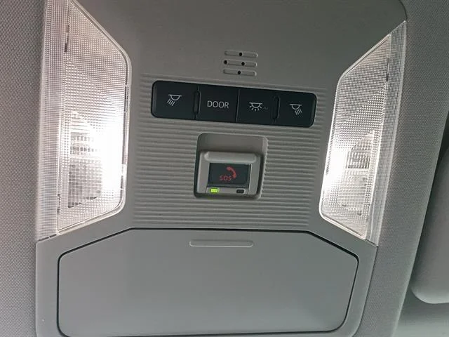 Used 2022 White Toyota LE image 20