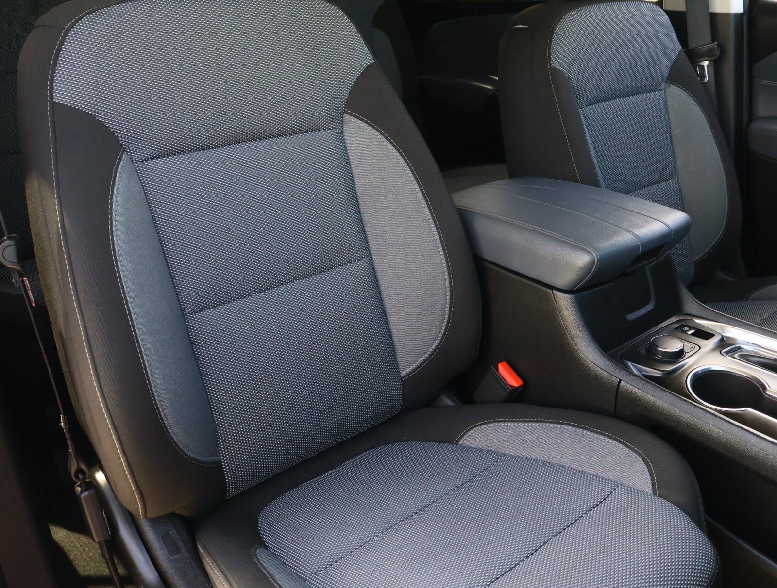 Used 2018 Cajun Red Tintcoat Chevrolet LT image 16