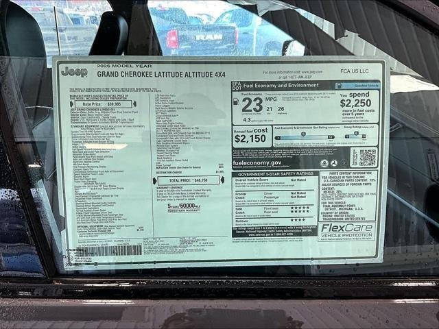 New 2026 Baltic Gray Metallic Clear-Coat Exterior Paint Jeep Laredo image 18