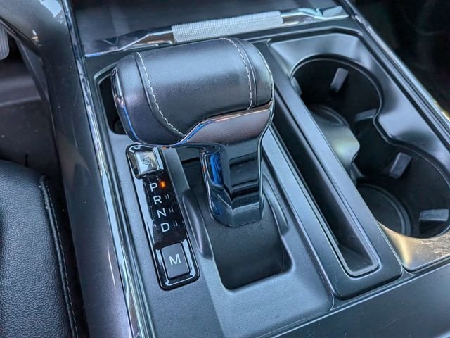 Used 2023 White Ford Lariat image 28