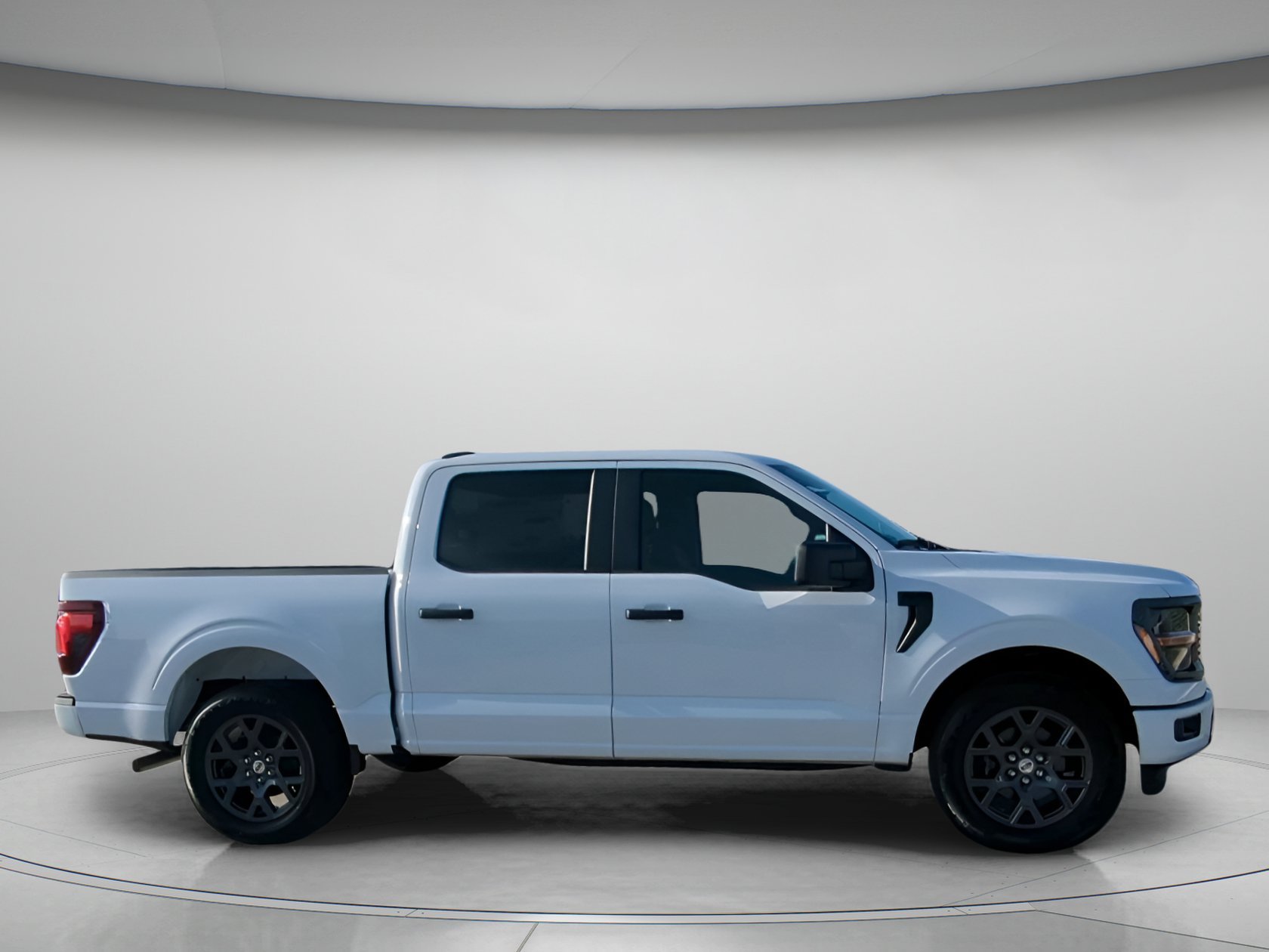 New 2026 Oxford White Ford STX® image 30