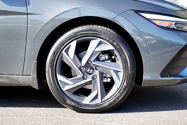 New 2026 Gray Hyundai Limited image 8