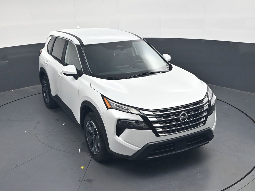 Used 2025 White Nissan SV image 23