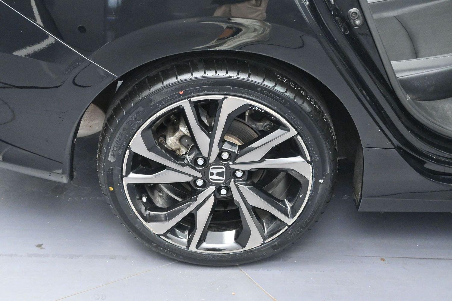 Used 2021 Crystal Black Pearl Honda Sport image 29
