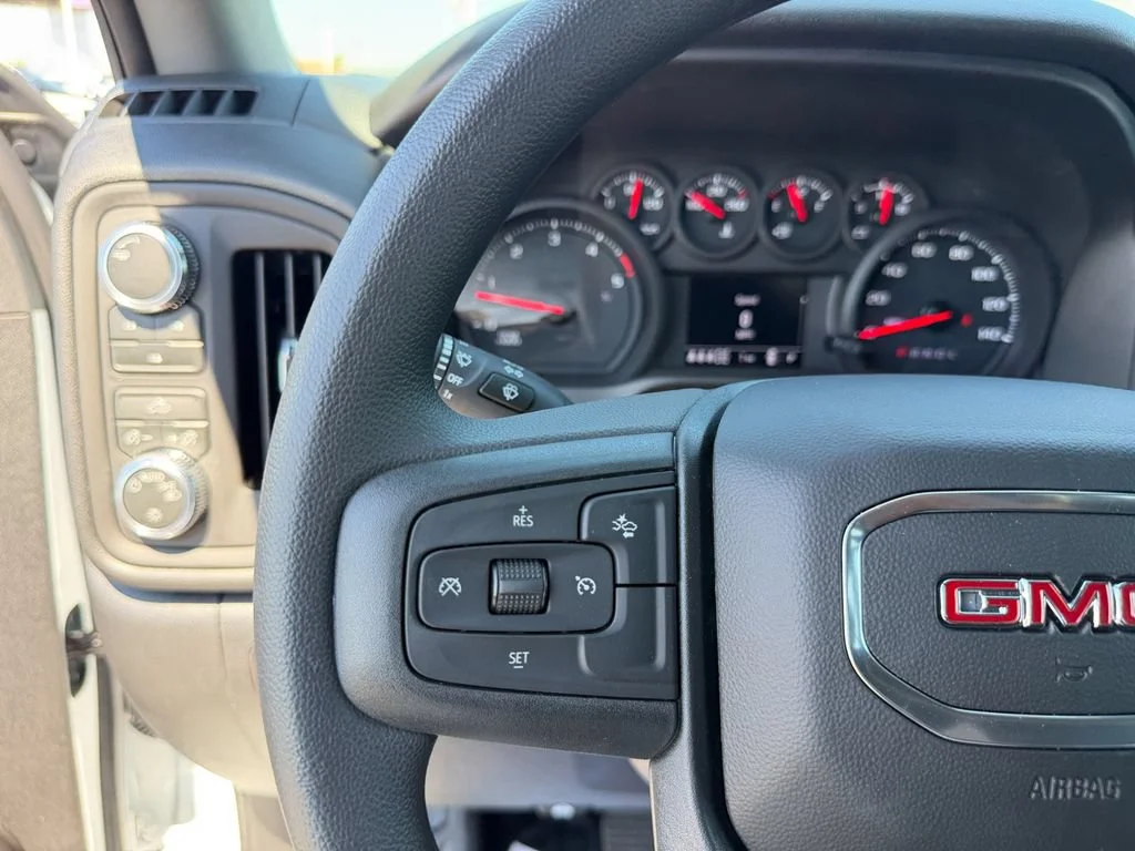 New 2026 Summit White GMC Pro image 21