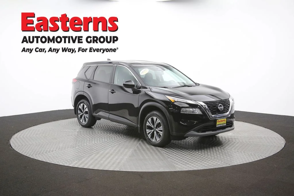 Used 2023 Black Nissan SV image 47