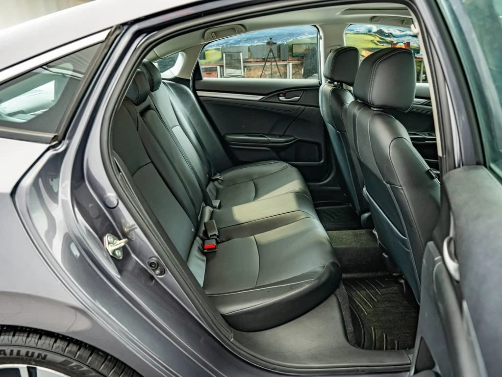 Used 2017 Gray Honda EX-L image 33