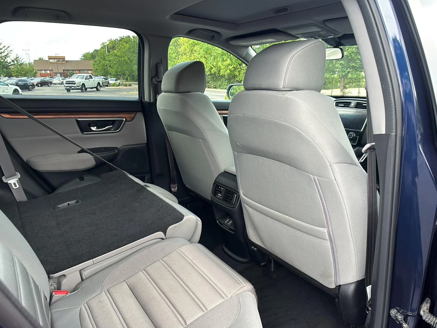 Used 2018 Obsidian Blue Pearl Honda EX image 15