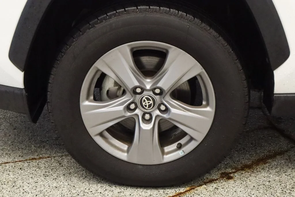 Certified Used 2022 White Toyota XLE image 14