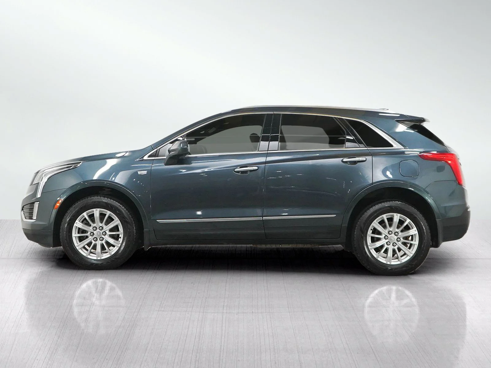 Used 2019 Shadow Metallic Cadillac Base image 2