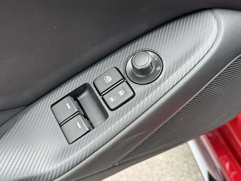 2025 Mazda MX-5 Miata Club - Photo 27