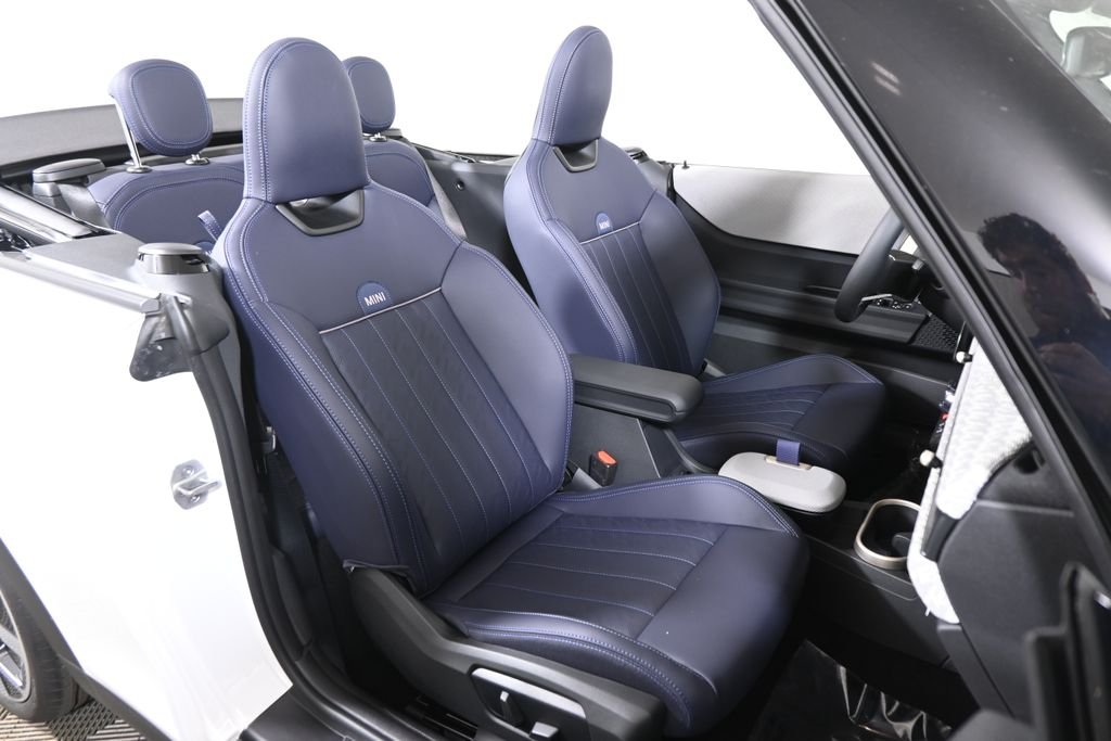 2026 MINI Convertible S - Photo 36