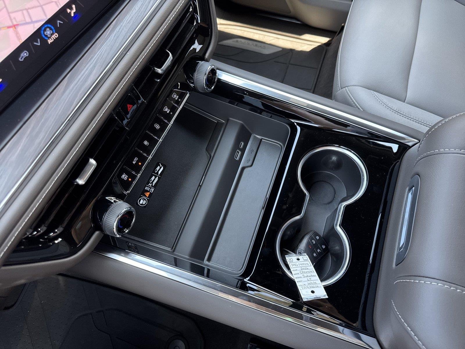 2026 Chevrolet Suburban LT - Photo 29