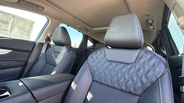 2026 Nissan Murano Platinum - Photo 11