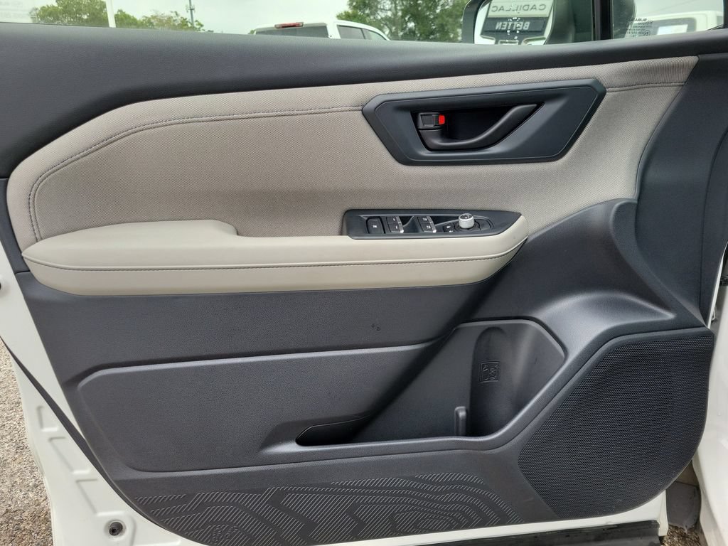 Used 2025 White Subaru Premium image 17