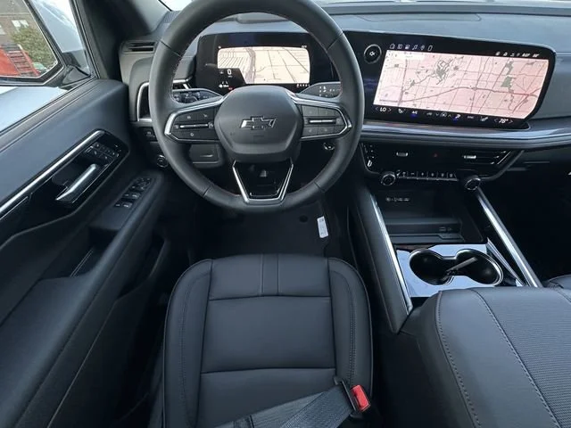 2026 Chevrolet Suburban RST - Photo 8