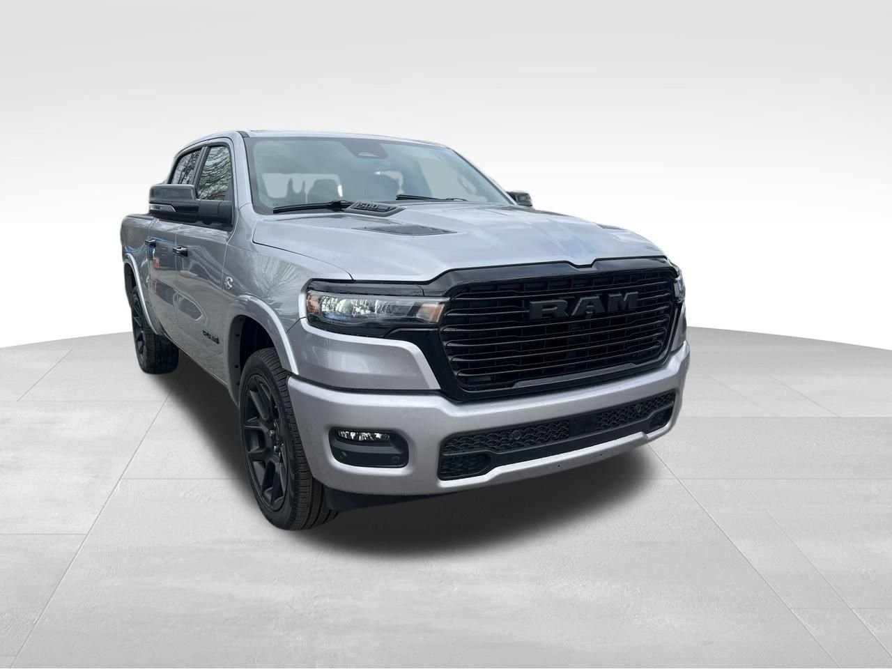New 2026 Billet Silver Metallic Clear-Coat Exterior Paint RAM Laramie image 8