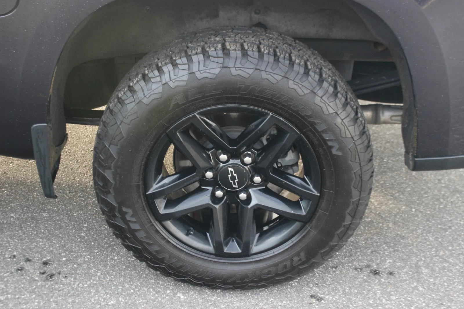 Used 2022 Dark Ash Metallic Chevrolet RST image 39