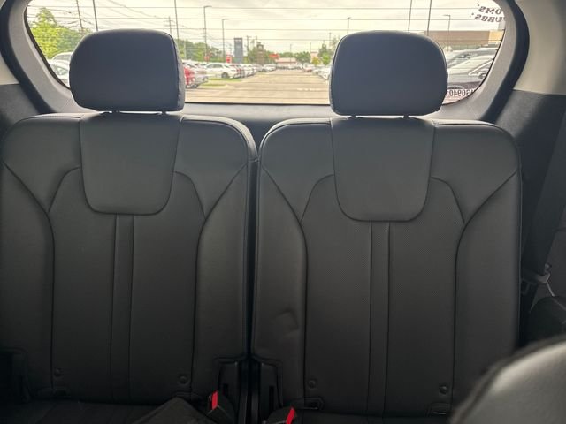 Used 2022 Red Kia X-Line SX Prestige image 22